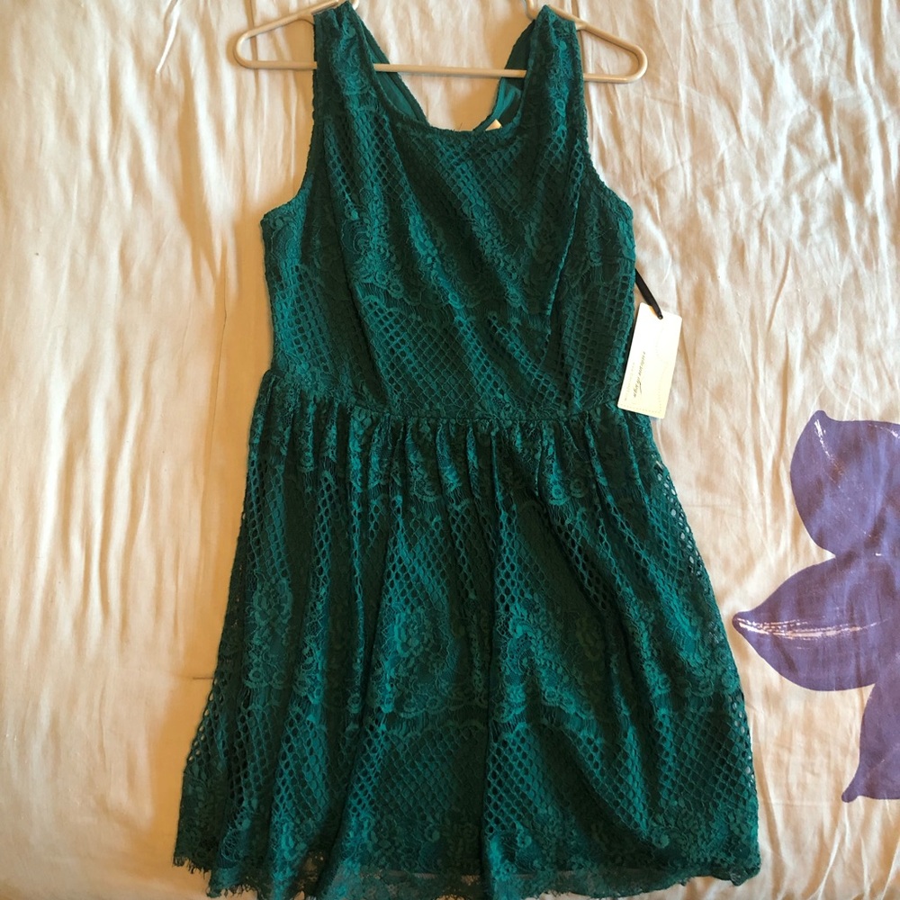 Beautiful green lace dress